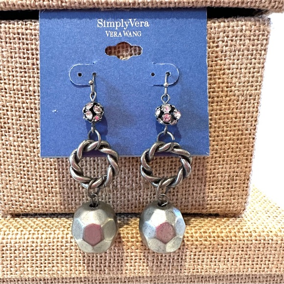 NWT 2 pairs of Simply Vera Vera Wang Earrings- silver tone dangles - Picture 12 of 15